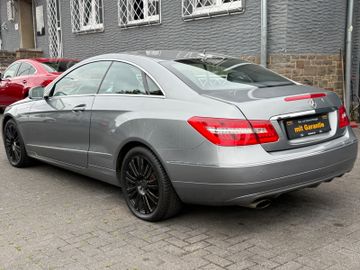 Mercedes E 200 - 7