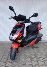 Aprilia SR 125 - APRILIA SR 125