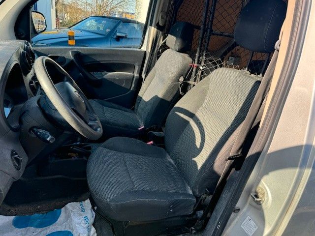 Fahrzeugabbildung Mercedes-Benz Citan Kasten 108 CDI lang KLIMA  GETRIEBESCHADEN