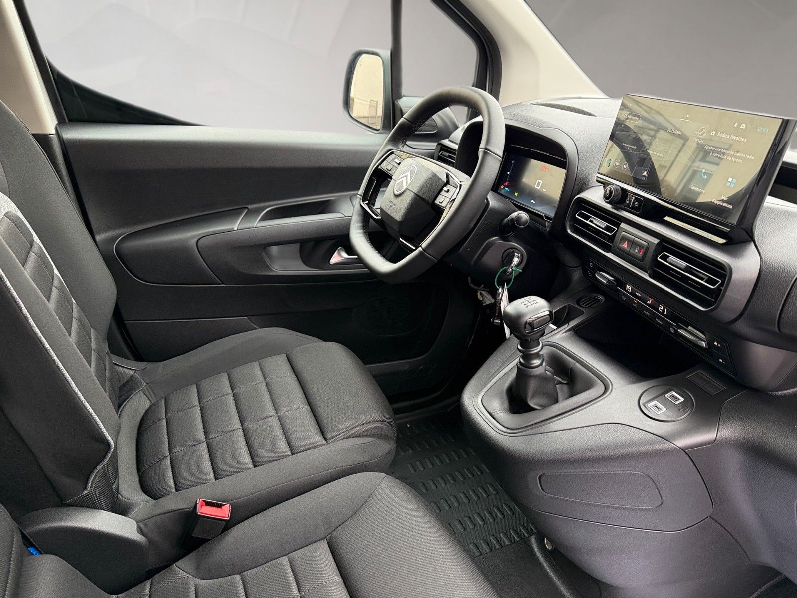 Fahrzeugabbildung Citroën Berlingo 1.5 Diesel 100 M XTR Neuwagen