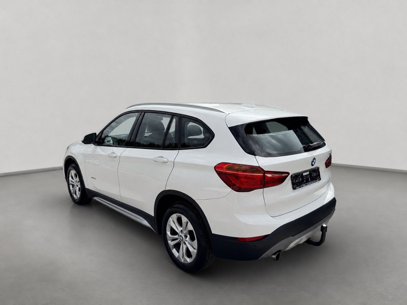 BMW X1 X1 xDrive 18d xLine*Automatik*Kamera*Navi.Prof*, Ansicht 4