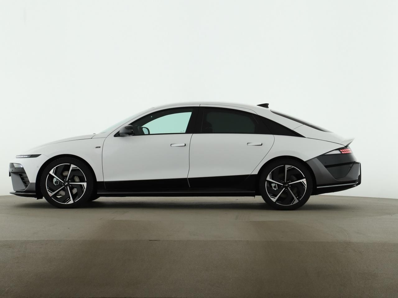 Hyundai IONIQ 6 – Bild 4