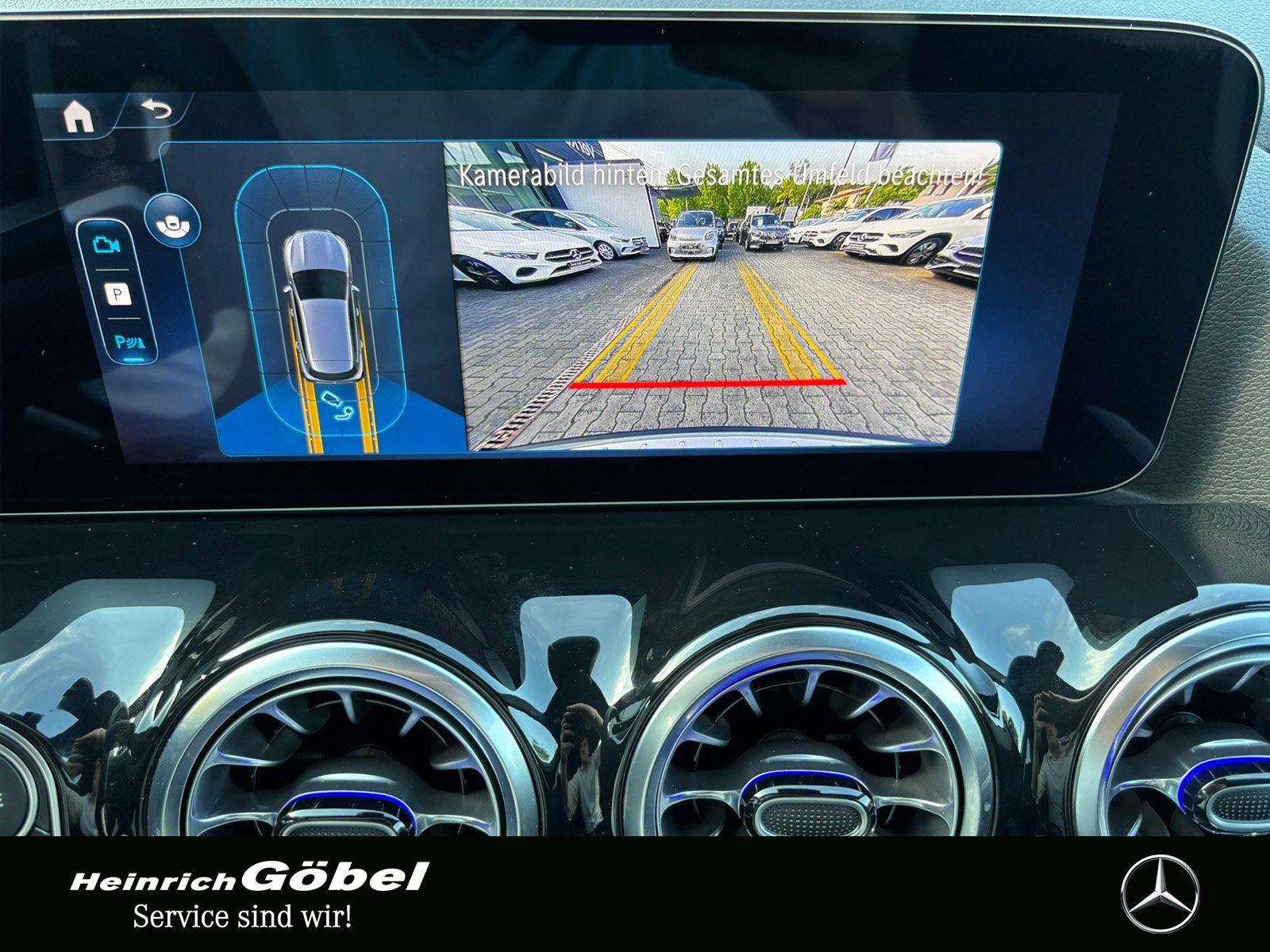 Fahrzeugabbildung Mercedes-Benz GLA 220 4M AMG*AHK*NIGHT-PAKET*MULTIBEAM*20ZOLL