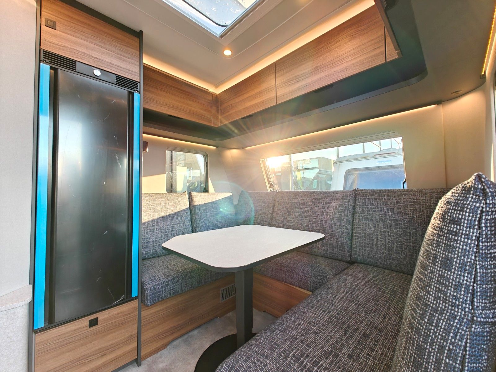 Fahrzeugabbildung HYMER / ERIBA / HYMERCAR Novaline 495 - MESSE-NEUHEIT 2026! -