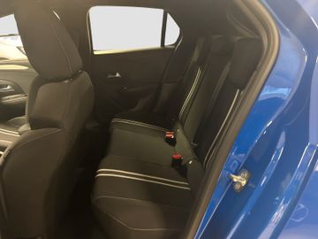 Fotografie 9 des Opel Corsa F GS Komfort-Paket Alllwetterreifen