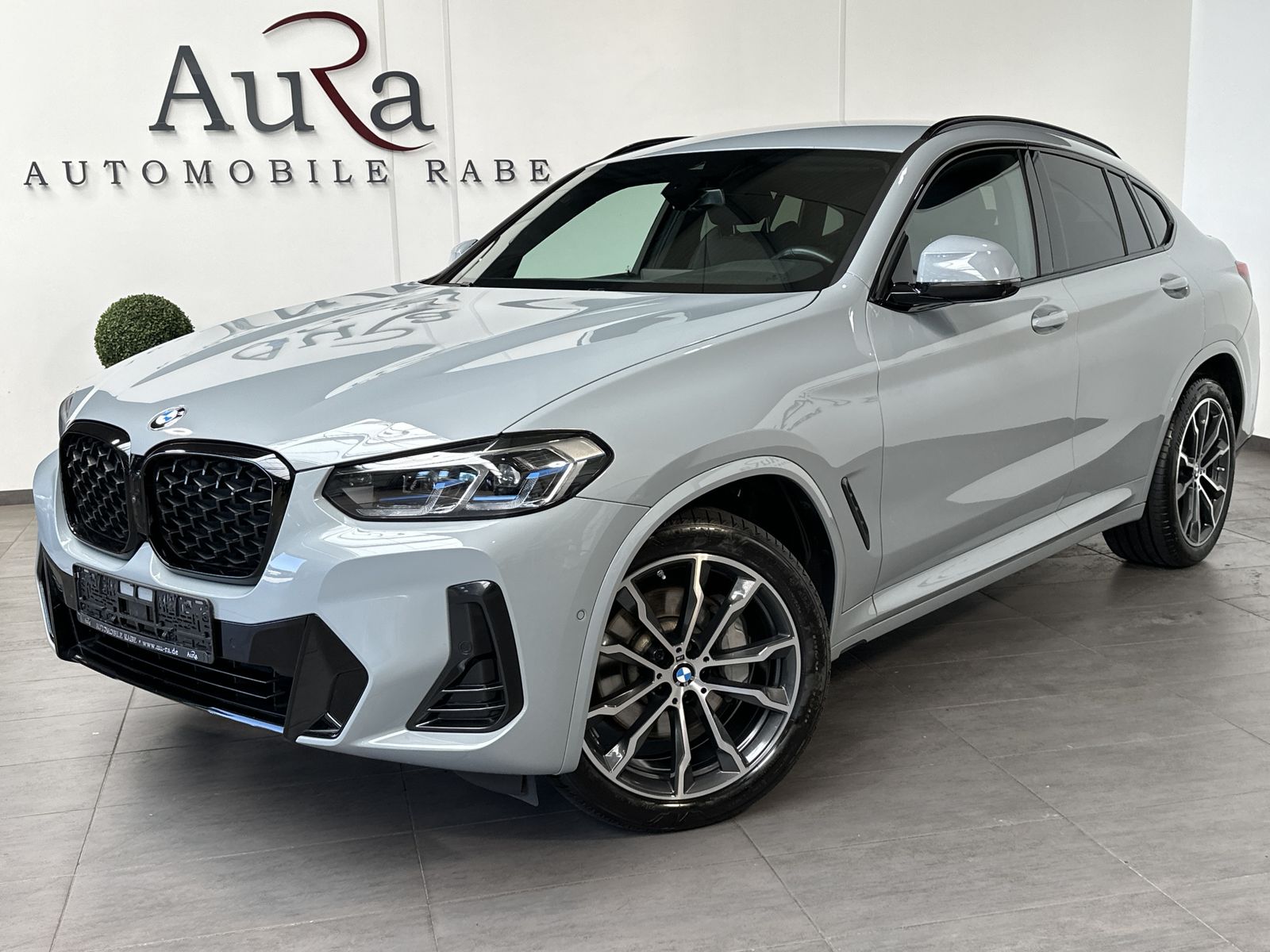 Fahrzeugabbildung BMW X4 xDrive30d M-Sport NAV+LASER+HEAD-UP+20ZO+360°