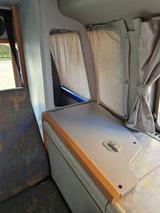 Volkswagen T4 California - blaue Volkswagen T4 California