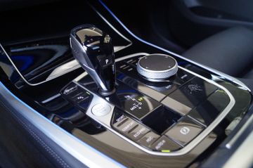 BMW X5 xDrive40 d xLine Panodach-Head Up-Standheizg-
