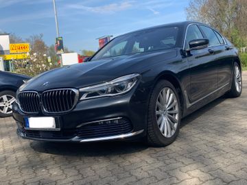 BMW 730 - 1