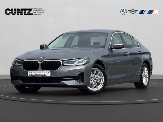 BMW 540i xDrive Limousine Laser Anhängerk. ParkingAs