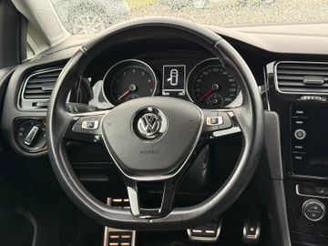 Volkswagen Golf VII Lim. Join Automatik *SH*PDC*BT*MFL*NAVI