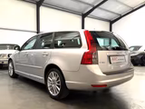 Volvo V50 Kombi 2.0 D DPF Momentum/1.Hand/wenig KM - Volvo V50 Gebrauchtwagen
