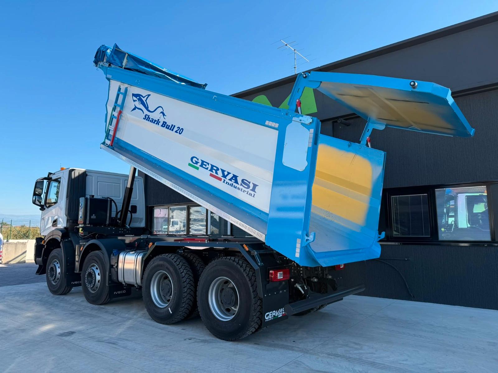 Iveco T-Way 410T54 8x4 Kipper 20cbm Euro6