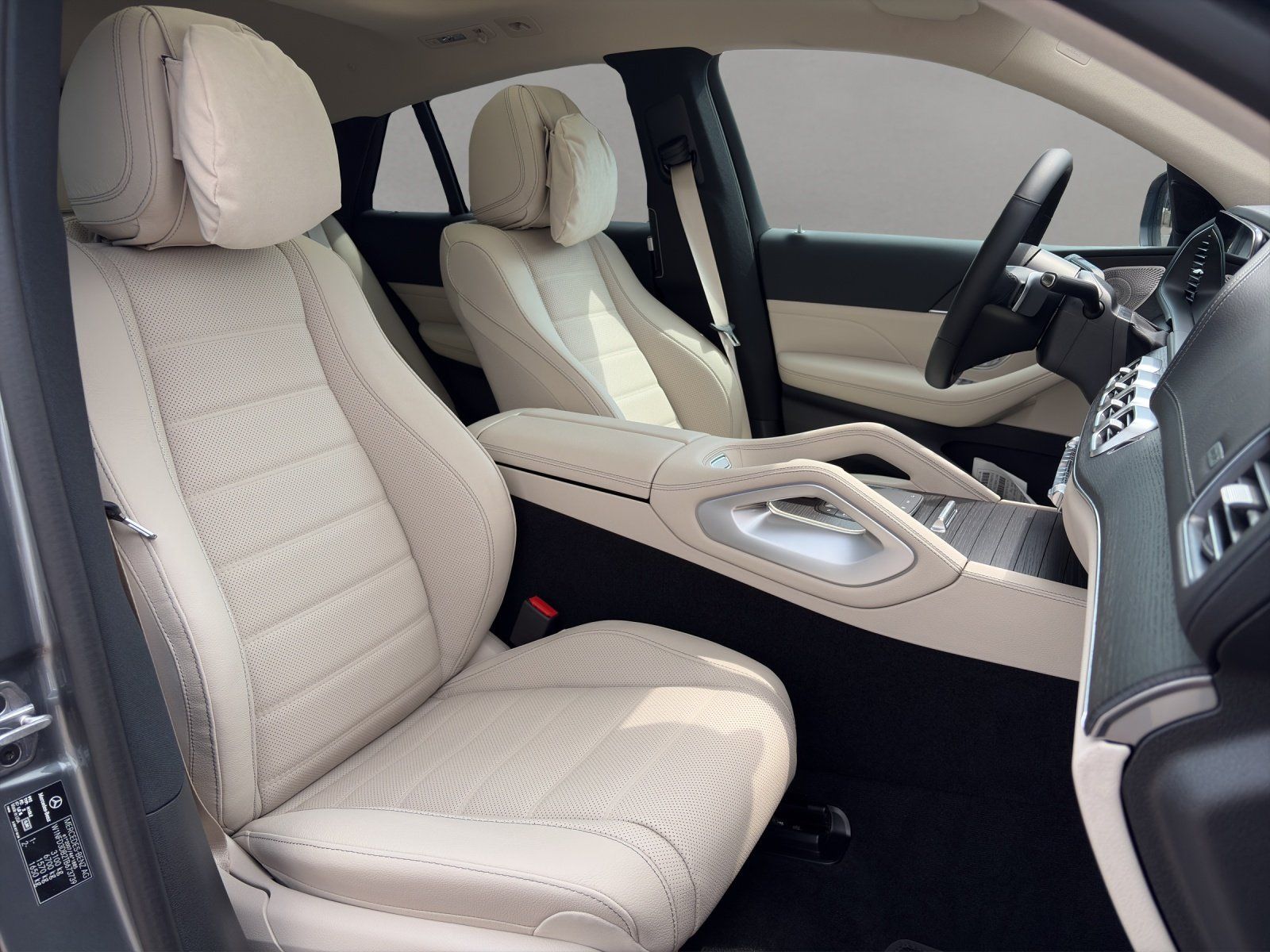 Fahrzeugabbildung Mercedes-Benz GLE 450 d 4M Coupé AMG Distr HUD Burm3D PANO AHK
