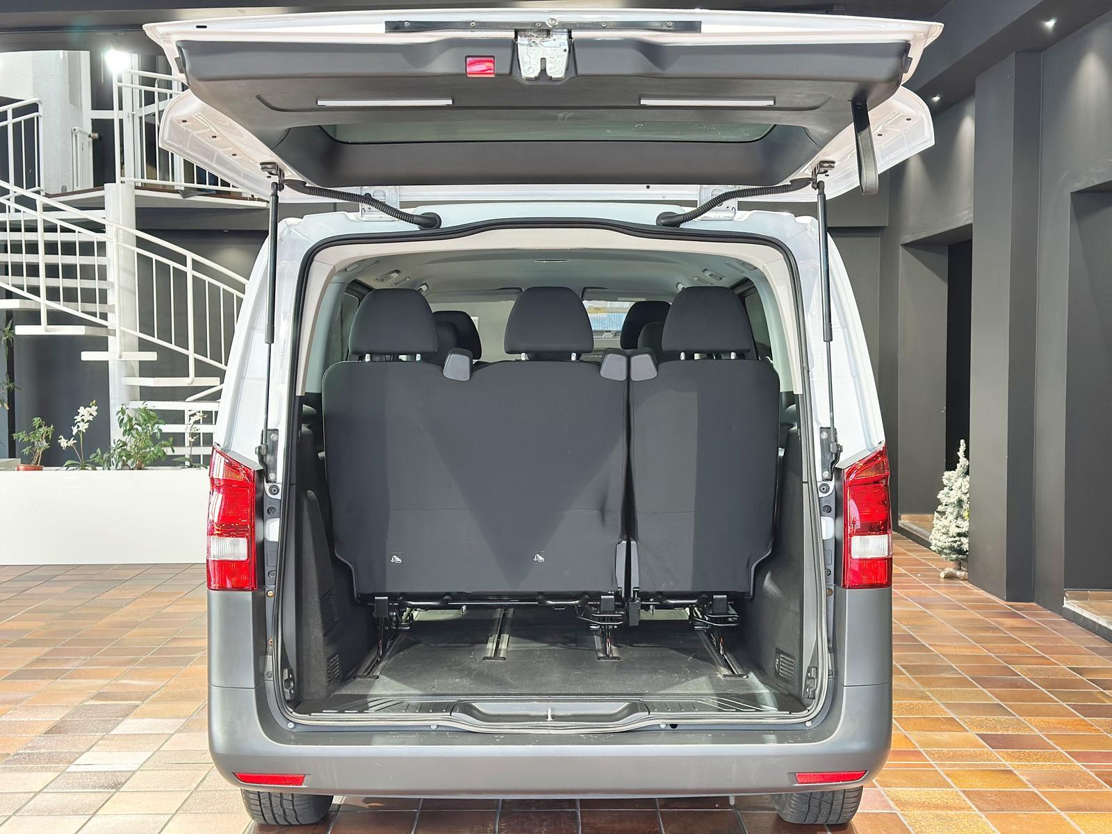 Mercedes-Benz VITO TOURER 114 4X4 LANG 2xSCH-TÜR 8SITZE STANDH