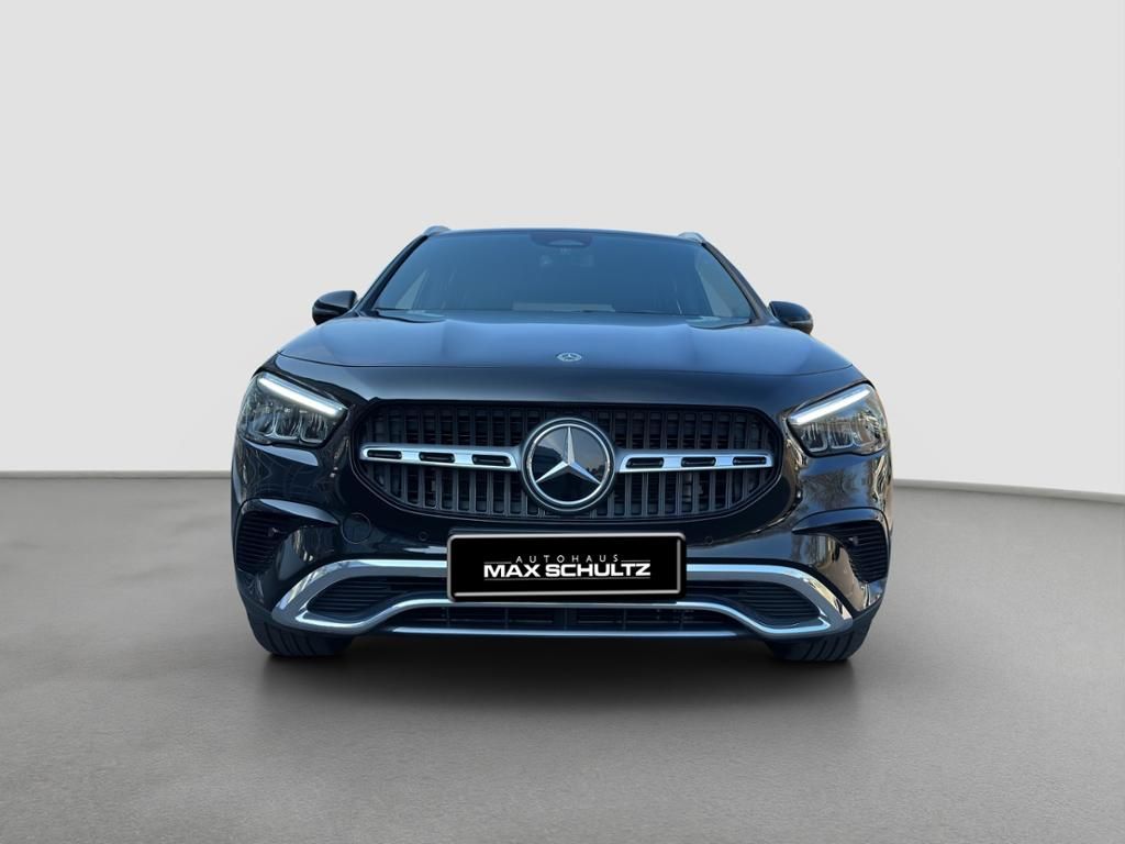 Fahrzeugabbildung Mercedes-Benz GLA 200 AHZV*LED*KAMERA*DAB*EDW*THERMOTRONIC*