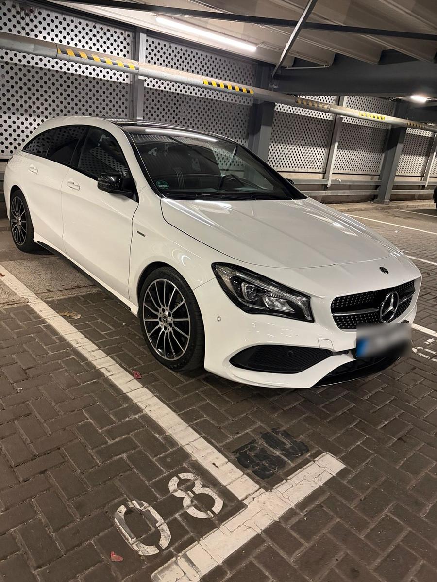 Mercedes-Benz CLA 220