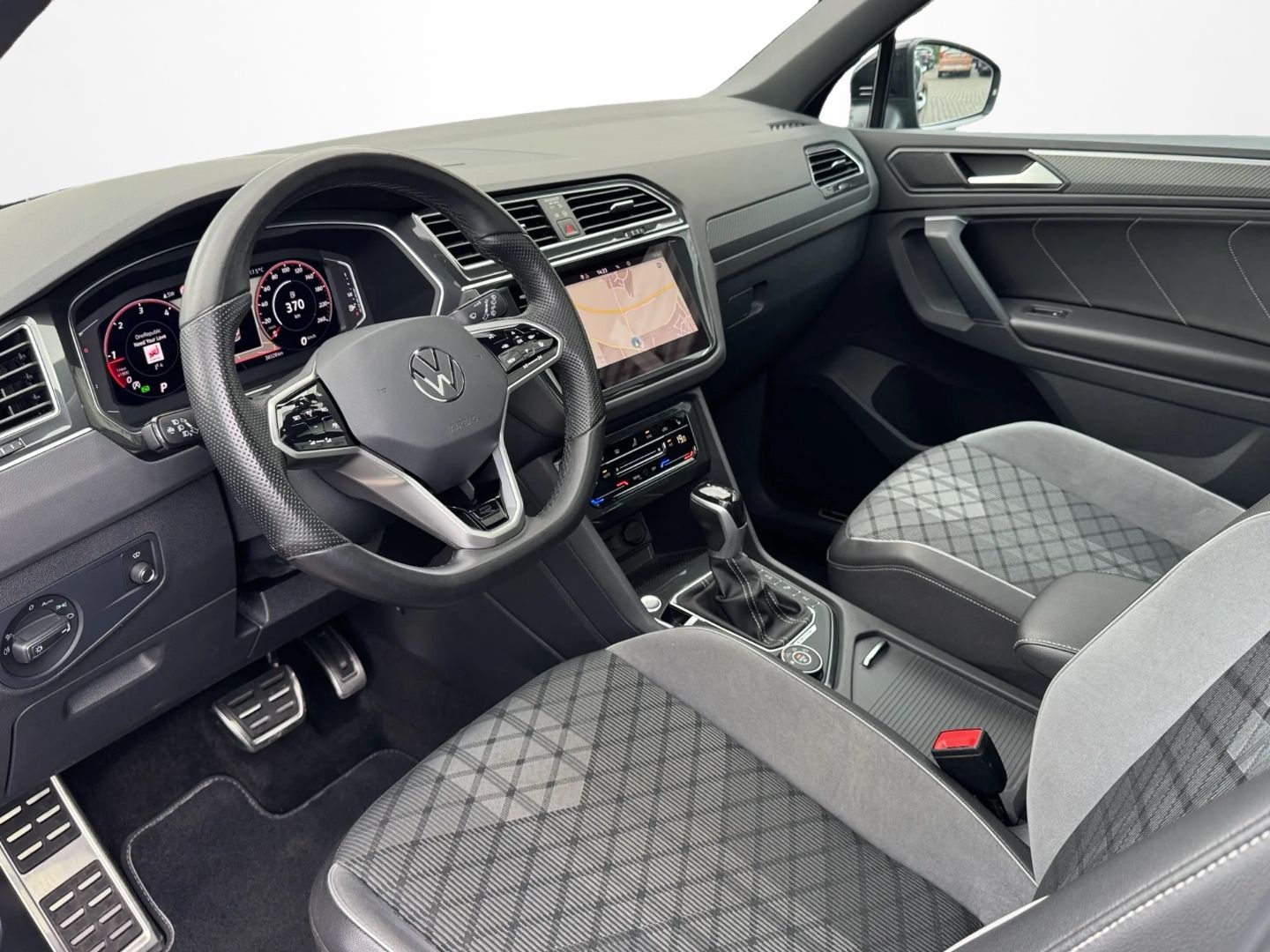 Tiguan 2.0 TDI 4MOTION R-LINE *AHK*DCC*