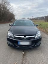 Opel Astra GTC - Opel Astra mit Benzin-Antrieb: Sportwagen, Automatik