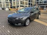 Ford Focus Turnier Titanium - Ford Focus Titanium mit Diesel-Antrieb