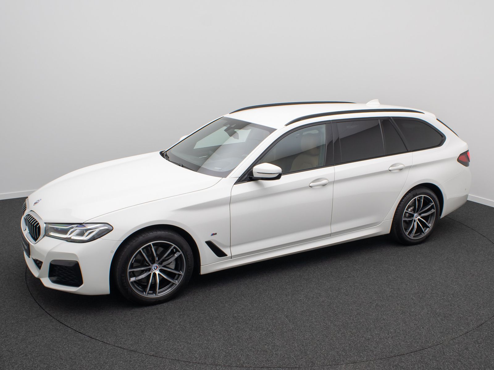 Fahrzeugabbildung BMW 520d M Sport Laser DAB Kamera 4*Klima Alarm 18"