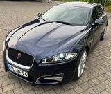 Jaguar XF Sportbrake R-SPORT 3.0D V6 gepflegt  - Jaguar XF mit Diesel-Antrieb: Kombi, 3.0