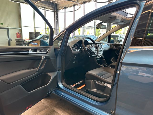 MYAUTOCENTER – Gebraucht- und Jahreswagen mit Werkstattservice in Pfaffenhofen Volkswagen Golf *1-HAND*TÜV:228*PANO*AHK*TEMPO*NAVI*PDC*