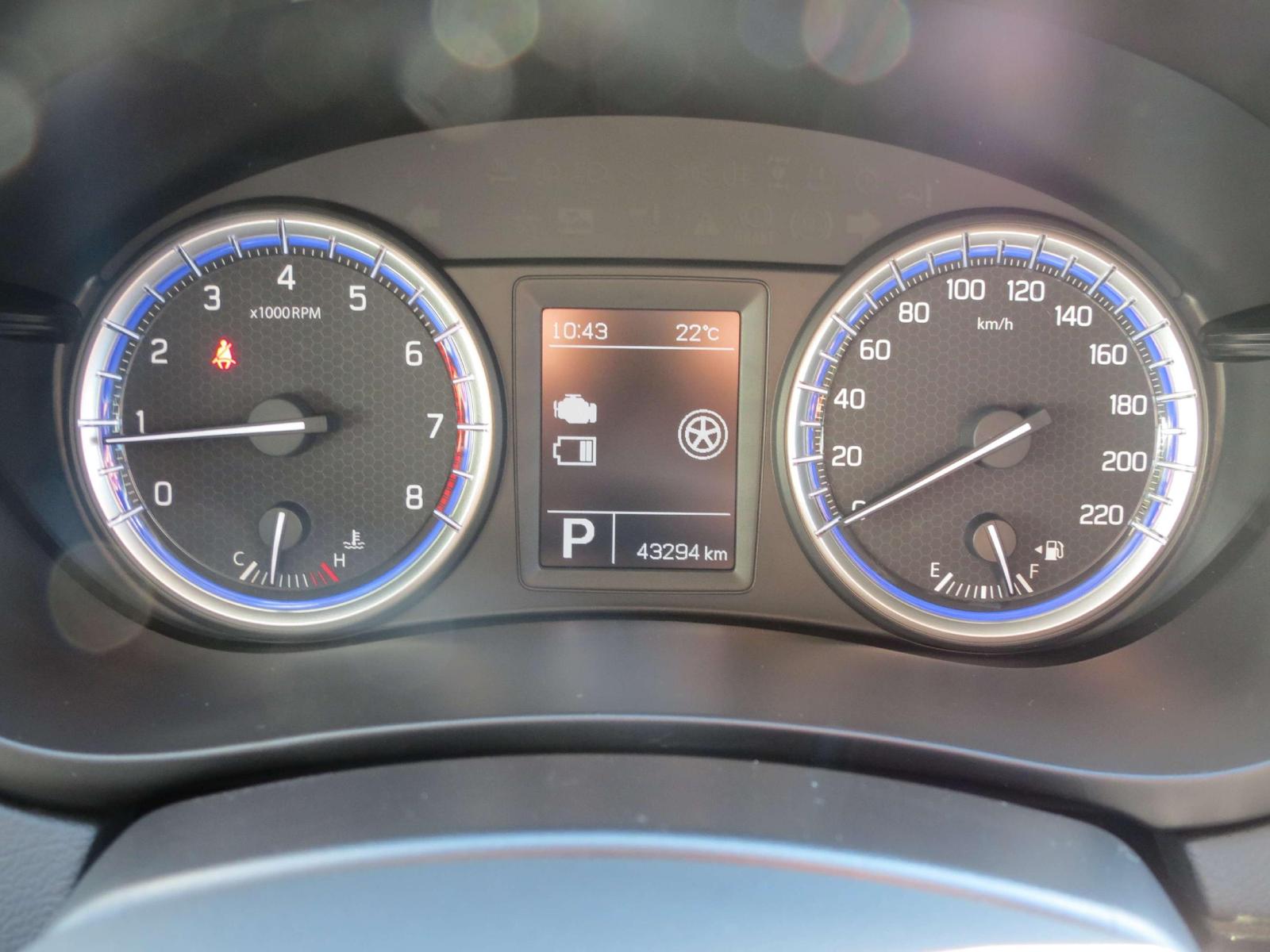 Suzuki SX4 S-Cross Club Automatik   Erst 43300  SR+WR  