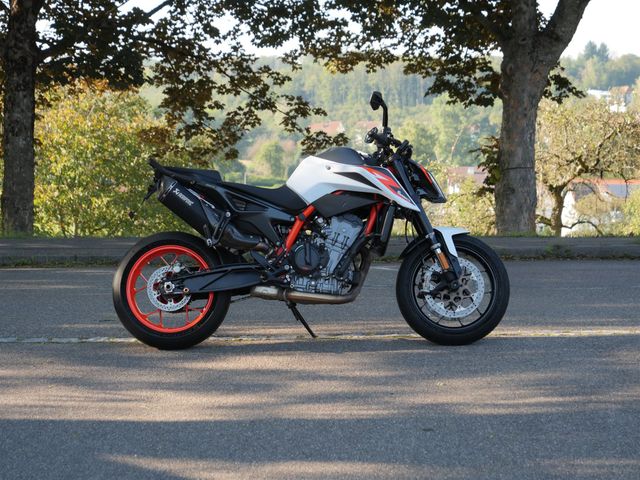 KTM 890 Duke R Akrapovic, Techpack, KZH