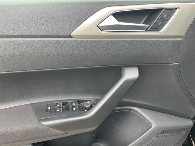 Polo 1.0 TSI DSG MOVE LED+KAMERA+DCP+EPH+ACC+APP
