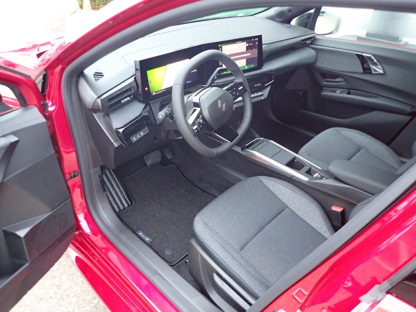 Fahrzeugabbildung Renault Clio Evolution Full Hybrid E-Tech 160