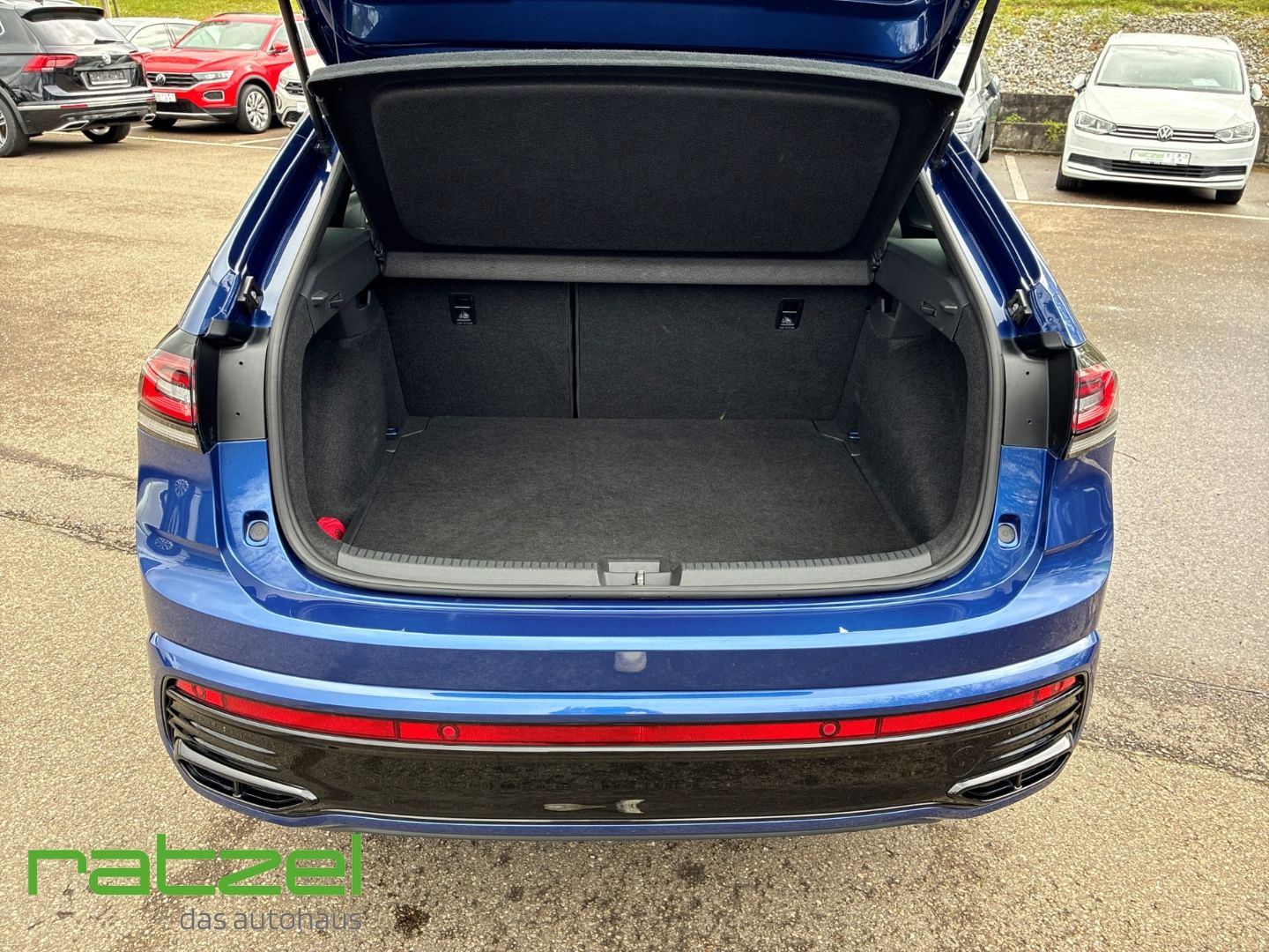 Fahrzeugabbildung Volkswagen Taigo R-Line 1.0 TSI+Kamera+Navi+ Sportpaket