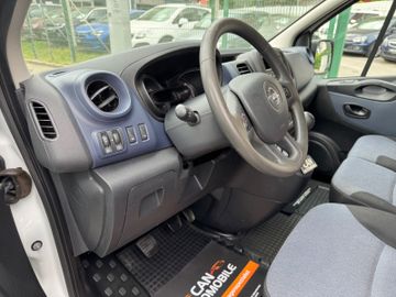 Opel Vivaro - 12