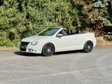 Volkswagen Eos 2.0 Turbo+2.HAND+STANDHEIZUNG+KLIMA+S-HZNG+ - Volkswagen Eos: Weiß