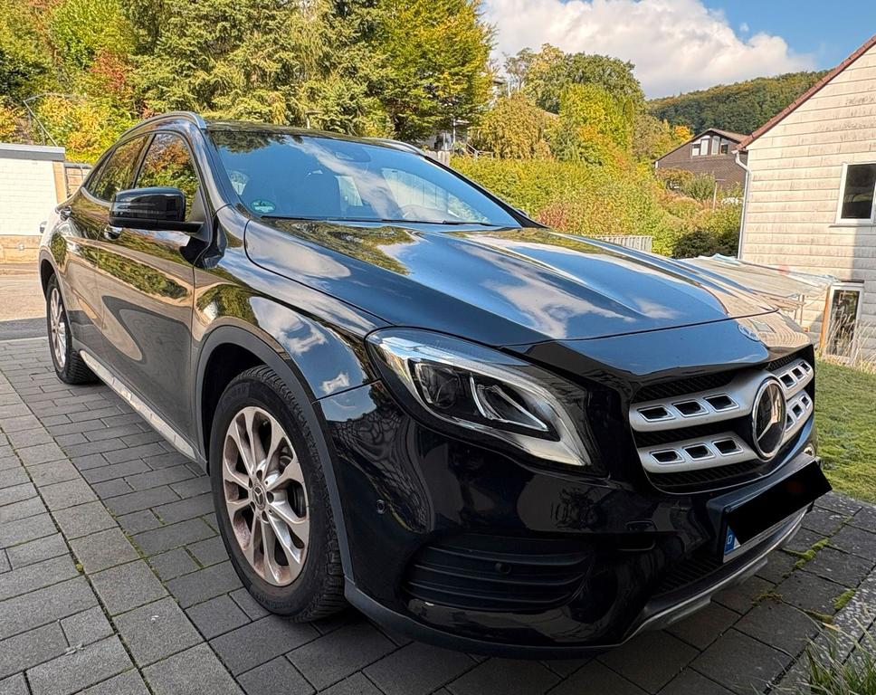 Mercedes-Benz GLA 250