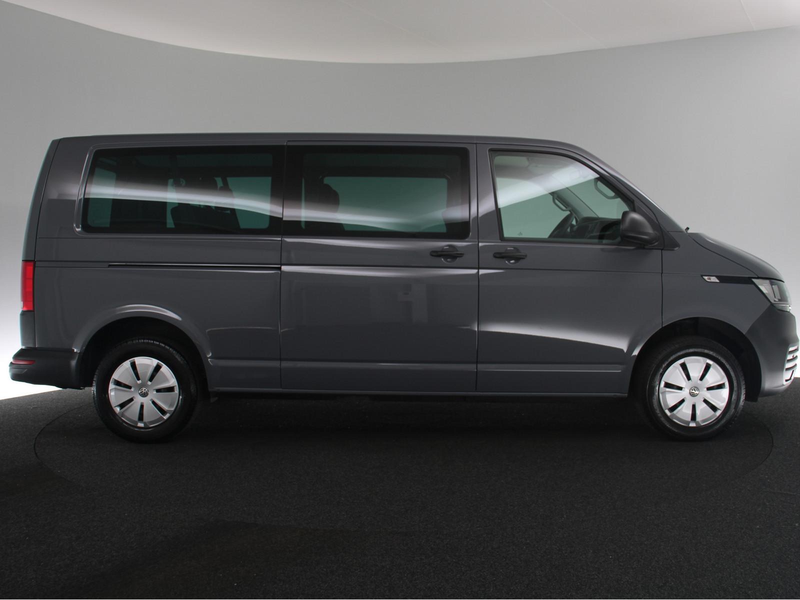 Volkswagen T6.1 Transporter Kombi 2.0 TDI lang FWD PDC