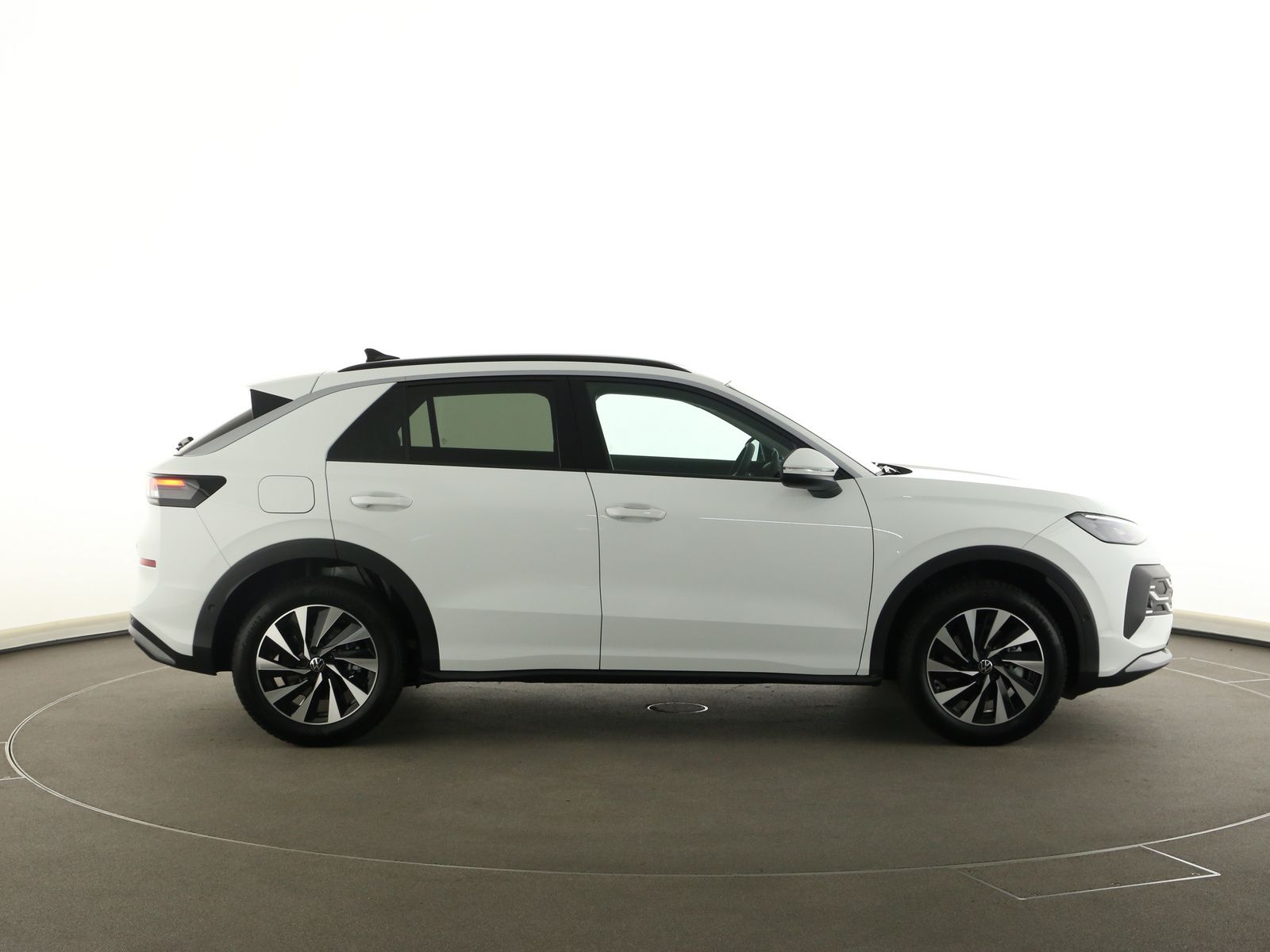 Volkswagen T-Roc - Bild 12