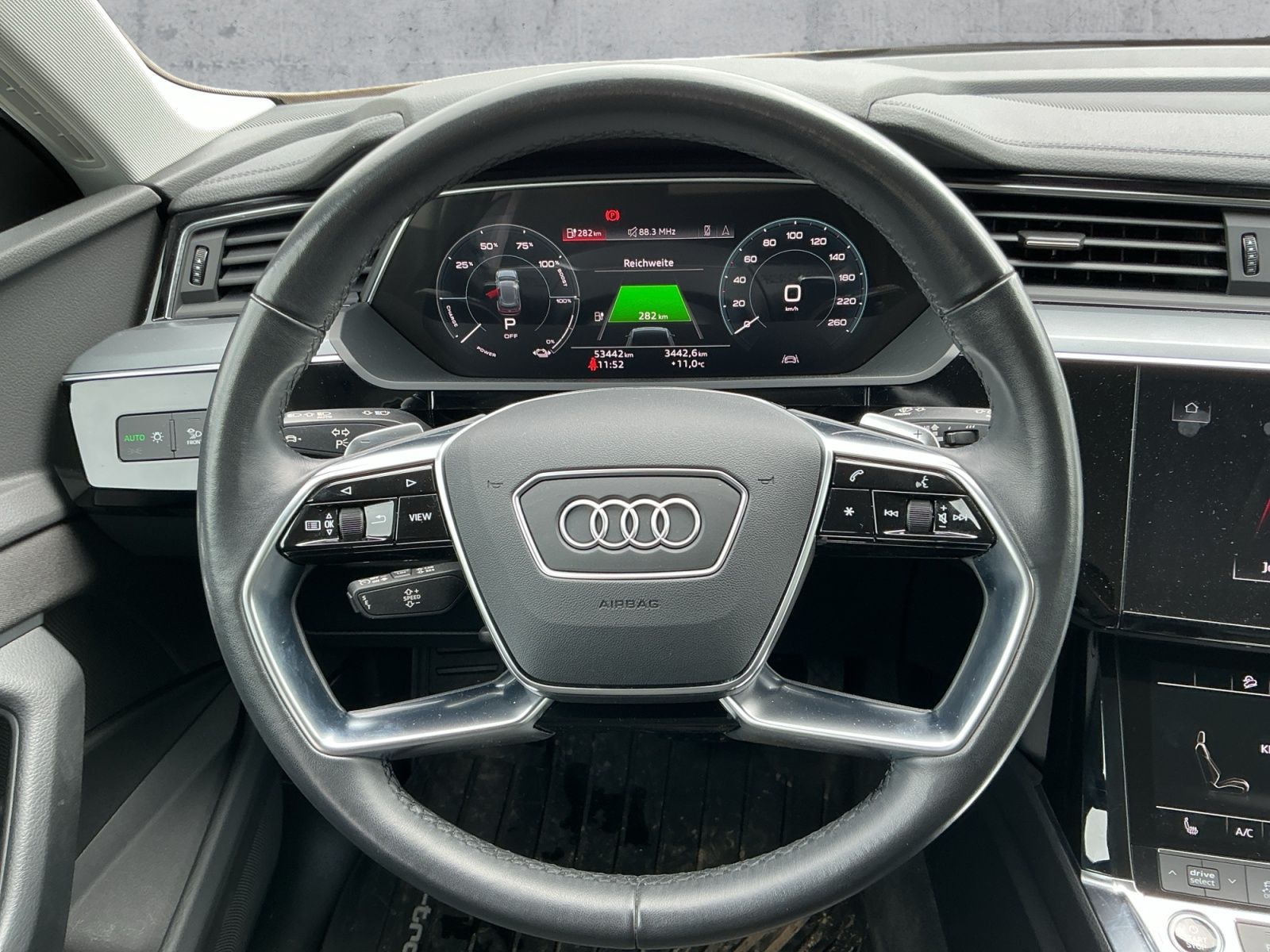 Audi e-tron - Bild 10