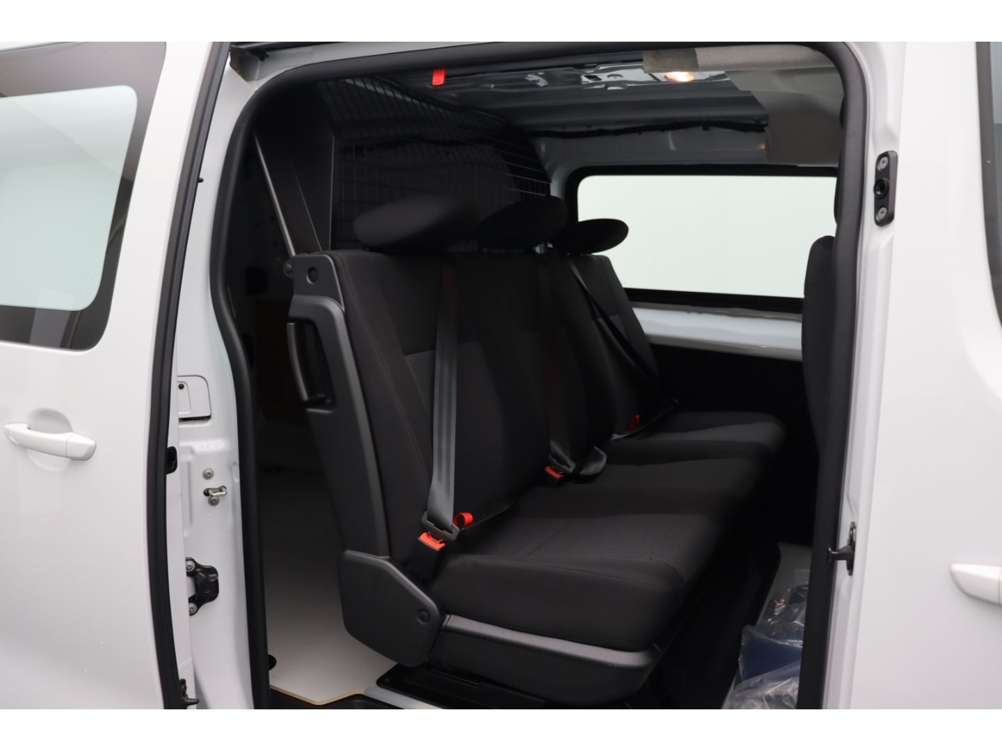 Fahrzeugabbildung Fiat Scudo L3 Flexcab Lang Digi Cockpit Navigation