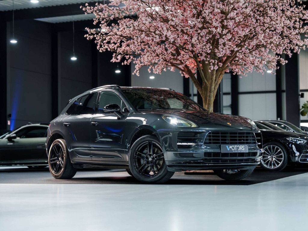 Image of Porsche Macan
