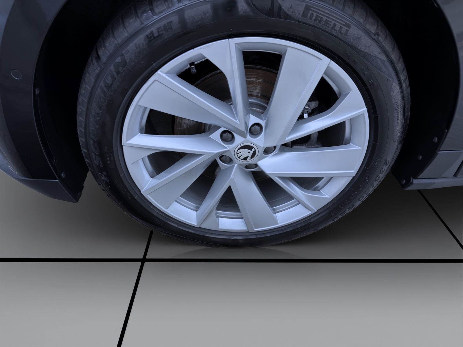 Skoda Enyaq - Bild 9