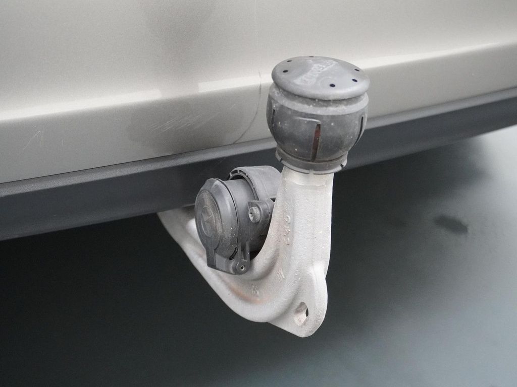 Mercedes-Benz A 160 Business Solution Plus | AHK Wegklapbaar |