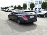 BMW 318d-Touring*Navi*LED*Leder*AHK*Alu*Euro6*1Hand - mit Diesel-Antrieb: Grau, Scheckheftgepflegt, Kombi