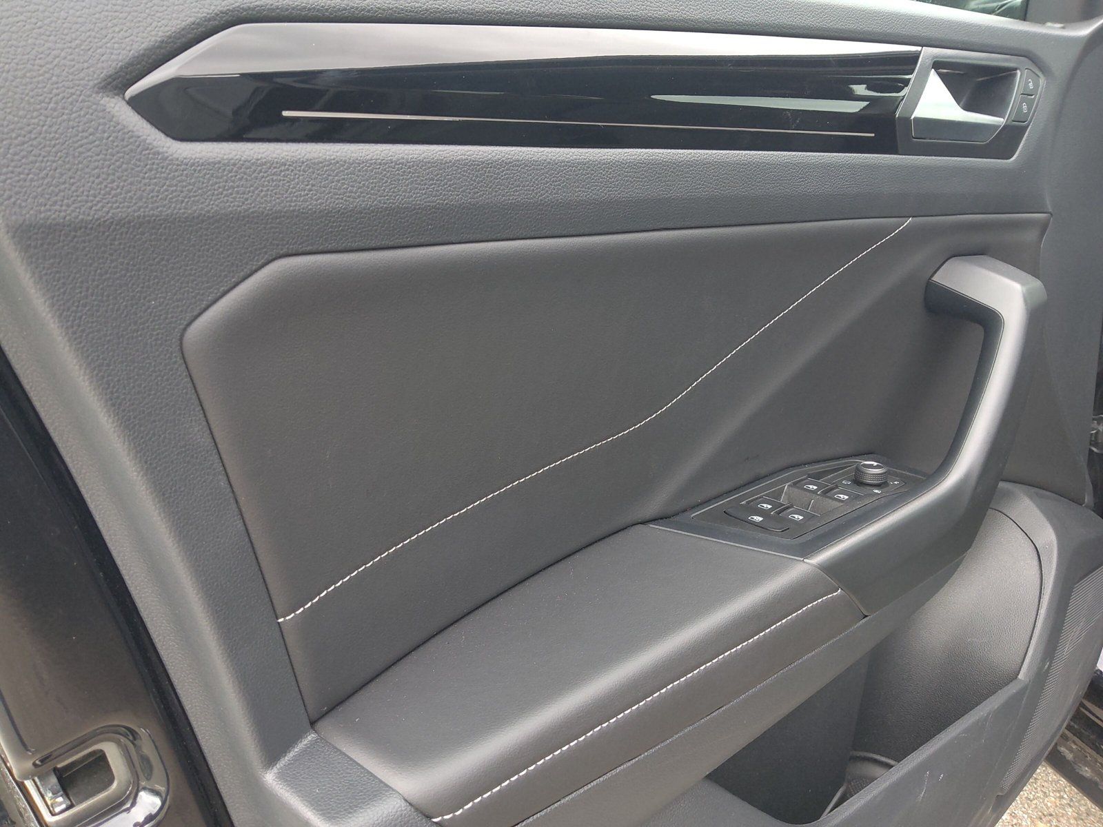 Volkswagen T-Roc - Bild 16