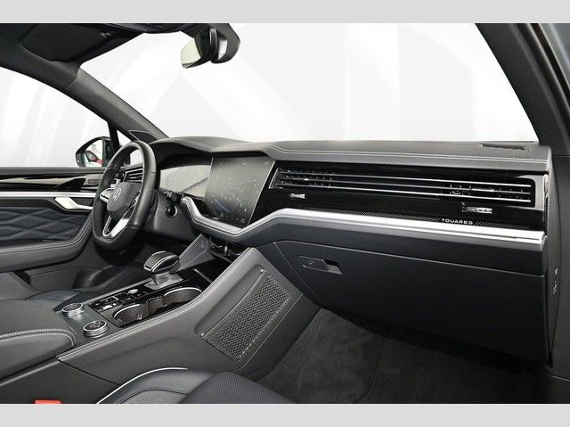 Volkswagen Touareg 3.0 l V6 TDI 4MOTION R-Line Black Style foto 10