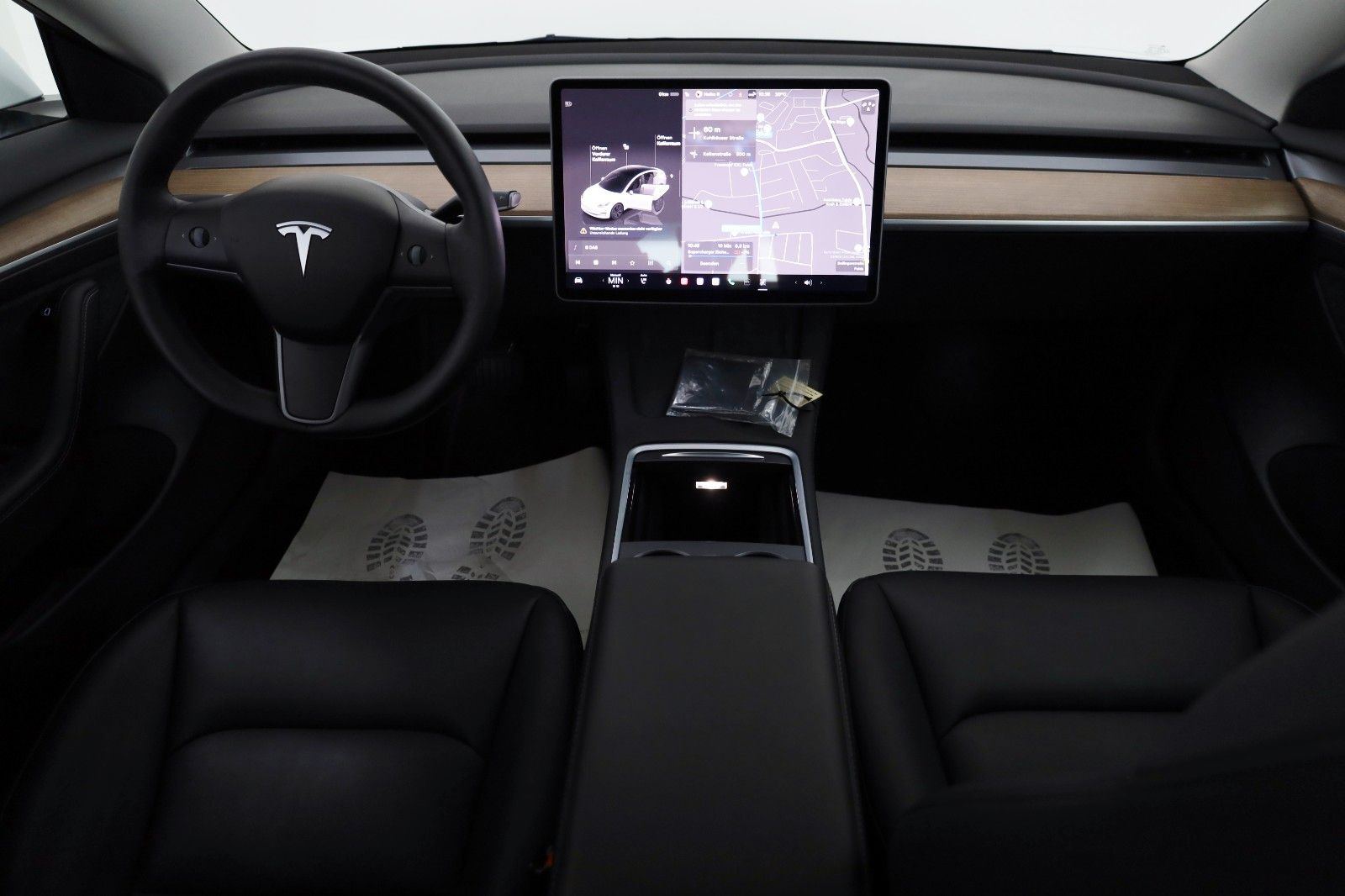 Fahrzeugabbildung Tesla Model 3 Long Range AWD, Autopilot 3, Panorama,WR