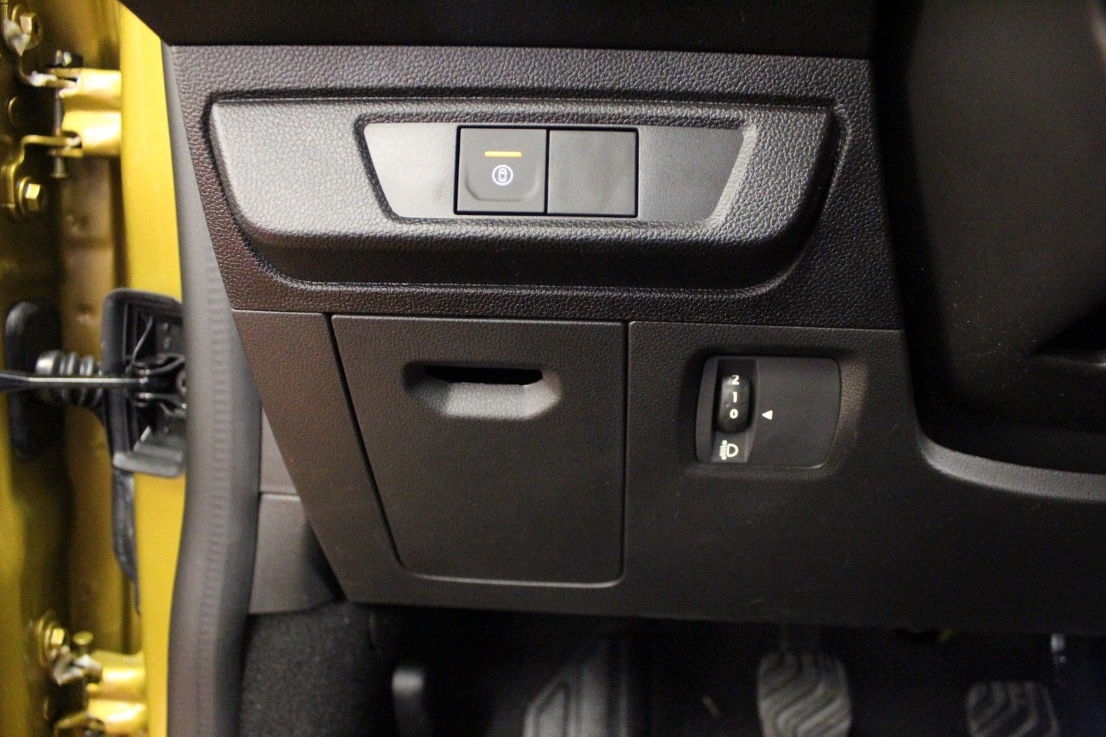 Fahrzeugabbildung Dacia Sandero TCe 100 Expression*Winterpaket* *MJ 2026