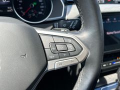 Fahrzeugabbildung Volkswagen Passat Variant 2.0 TDI DSG R-Line LED ACC Kamera