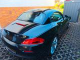 BMW Z4 sDrive23i  - BMW Z4: 2.2