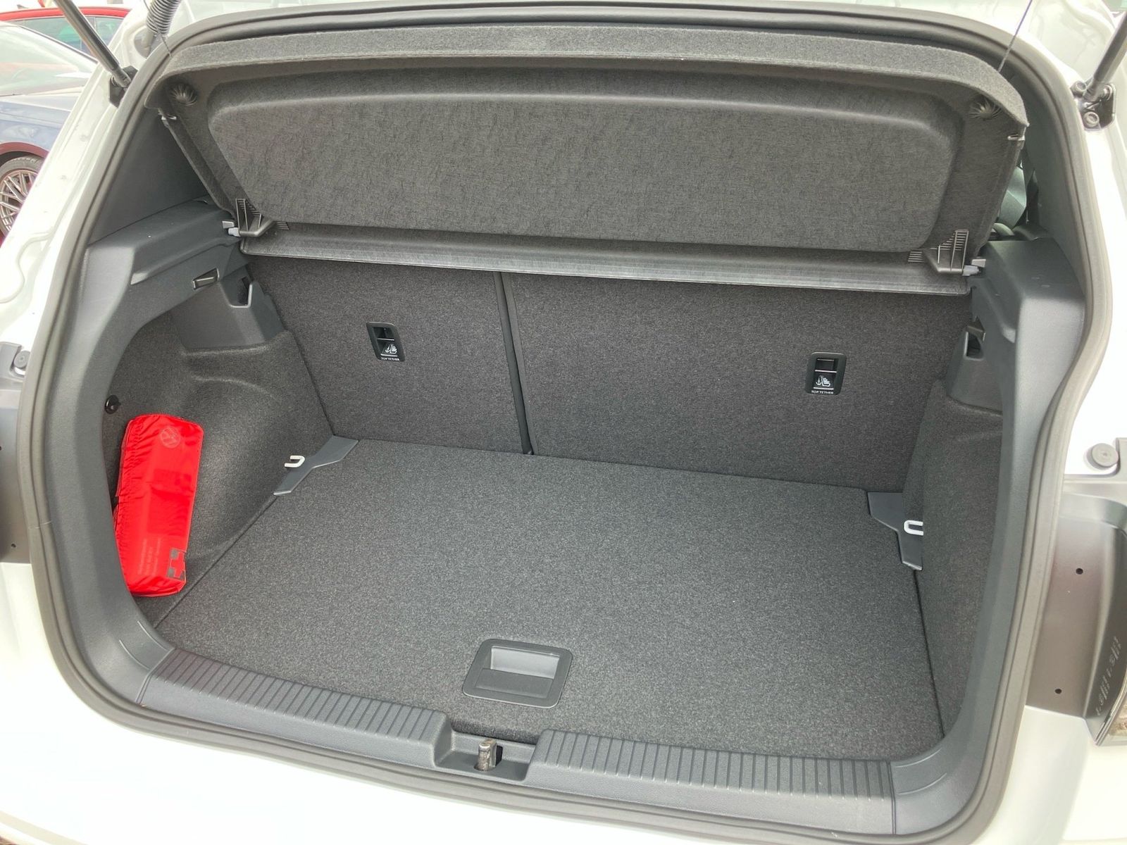Volkswagen T-Cross - Bild 8
